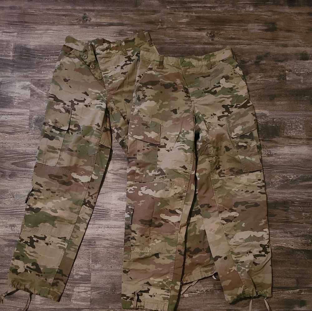 (2) Army OCP Pants Small-Short